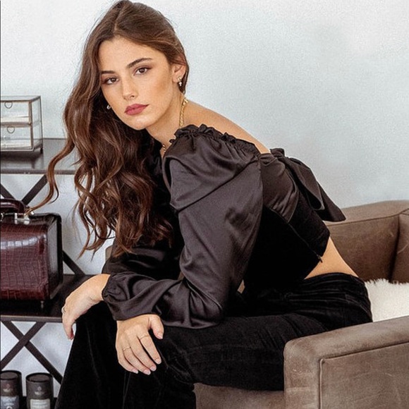 DREAMY VELVET - Picture 2 of 5